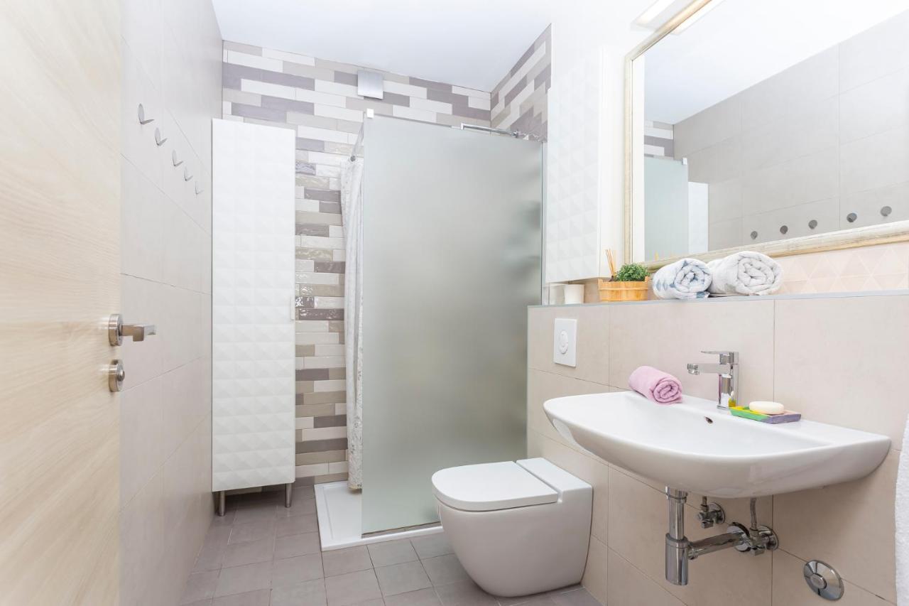 דירות שיבניק Cozy Flat Keko מראה חיצוני תמונה