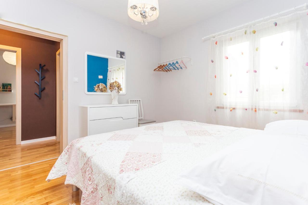 דירות שיבניק Cozy Flat Keko מראה חיצוני תמונה